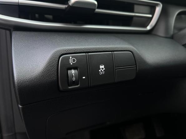 Hyundai Elantra VII (CN7) с пробегом 2021 года, цена 2 350 000 рублей, 21950 км, седан, Автокод Объявления