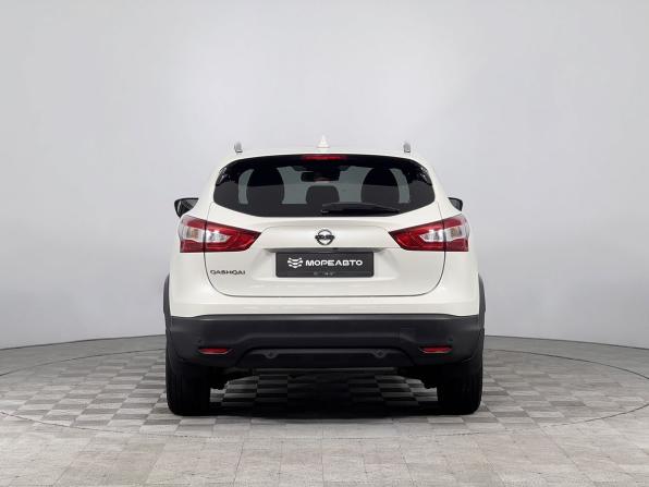 Nissan Qashqai II с пробегом 2017 года, цена 1 750 000 рублей, 156129 км, внедорожник, Автокод Объявления