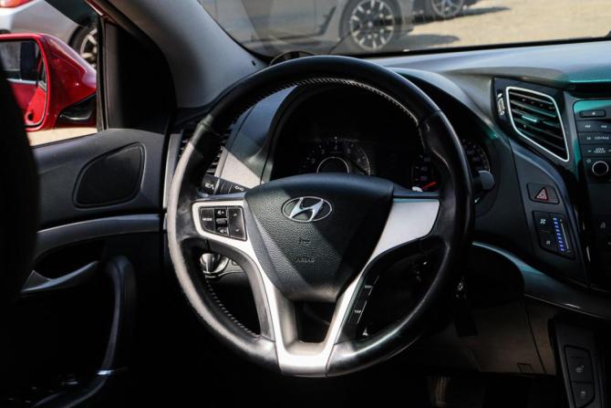 Hyundai i40 I с пробегом 2013 года, цена 998 000 рублей, 211133 км, седан, Автокод Объявления