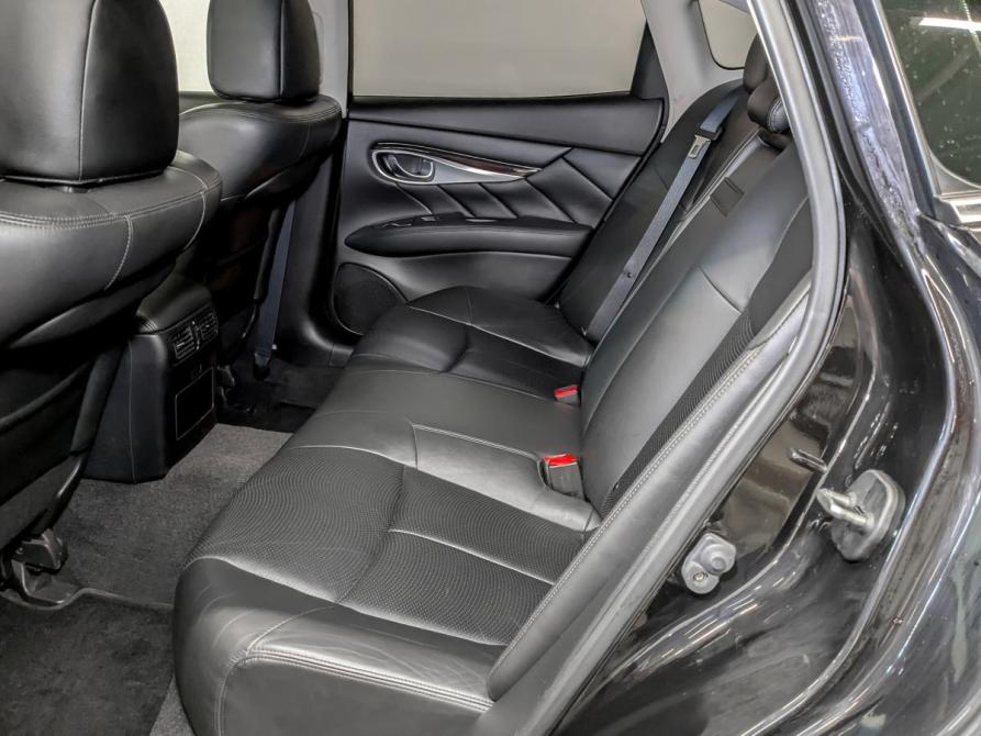 Infiniti M IV Москва  - изображение 12