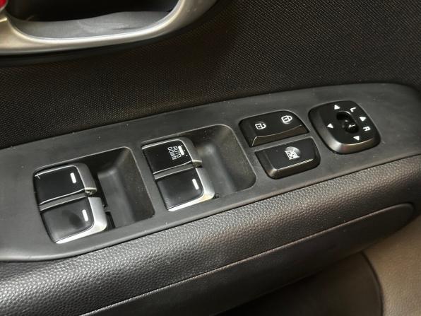 Kia Soul II Рестайлинг с пробегом 2018 года, цена 1 480 000 рублей, 104454 км, хэтчбек, Автокод Объявления