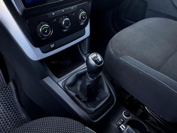Skoda Yeti I с пробегом 2013 года, цена 645 000 рублей, 147322 км, внедорожник, Автокод Объявления