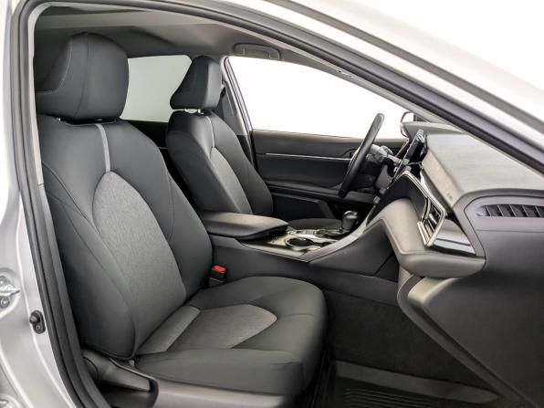 Toyota Camry VIII (XV70) Рестайлинг с пробегом 2022 года, цена 3 265 000 рублей, 79603 км, седан, Автокод Объявления