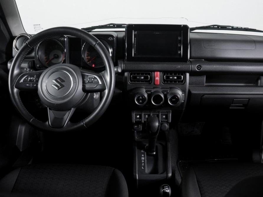 Suzuki Jimny IV Москва  - изображение 12