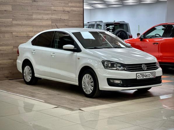 Volkswagen Polo V Рестайлинг с пробегом 2017 года, цена 1 190 000 рублей, 123000 км, седан, Автокод Объявления