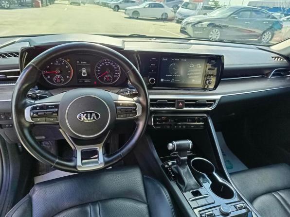 Kia K5 III с пробегом 2020 года, цена 2 609 995 рублей, 102186 км, седан, Автокод Объявления