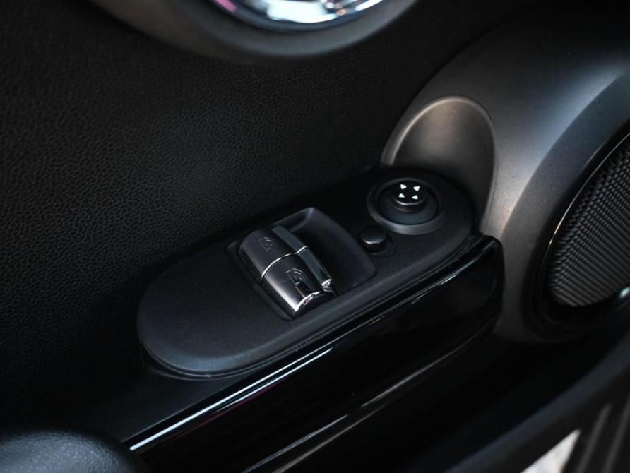 Mini Hatch III (F55/F56) Новороссийск  - изображение 19