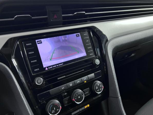 Volkswagen Passat (North America and China) II (NA Market) с пробегом 2021 года, цена 1 895 000 рублей, 109508 км, седан, Автокод Объявления
