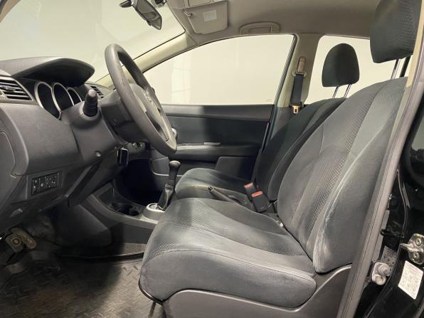Nissan Tiida I Рестайлинг с пробегом 2010 года, цена 540 000 рублей, 165000 км, хэтчбек, Автокод Объявления