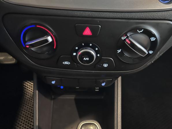 Hyundai Solaris II Рестайлинг с пробегом 2021 года, цена 1 734 000 рублей, 87699 км, седан, Автокод Объявления