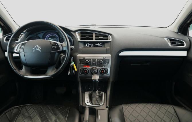 Citroen C4 II Рестайлинг с пробегом 2017 года, цена 1 000 000 рублей, 149585 км, седан, Автокод Объявления