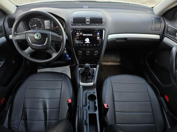 Skoda Octavia II (A5) Рестайлинг с пробегом 2009 года, цена 519 000 рублей, 213000 км, лифтбек, Автокод Объявления