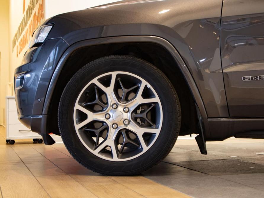Jeep Grand Cherokee IV (WK2) Рестайлинг Москва  - изображение 35