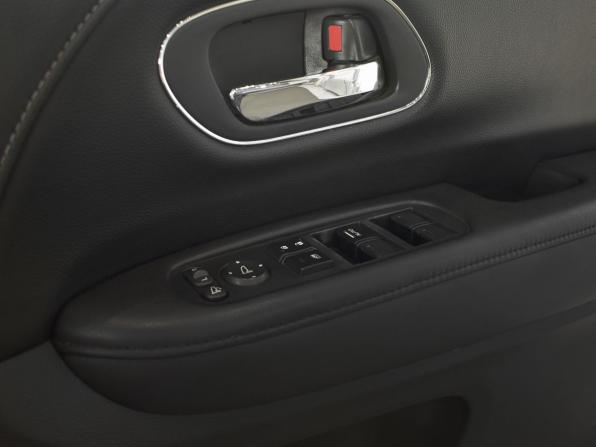 Honda Vezel I с пробегом 2014 года, цена 1 565 995 рублей, 178375 км, внедорожник, Автокод Объявления