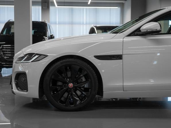 Jaguar XF II Рестайлинг с пробегом 2021 года, цена 4 500 000 рублей, 38223 км, седан, Автокод Объявления