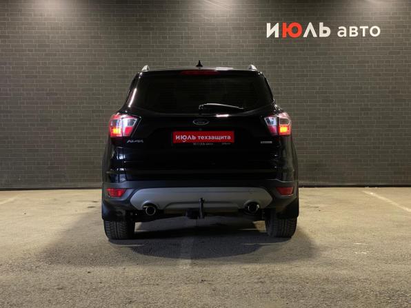 Ford Kuga II Рестайлинг с пробегом 2018 года, цена 1 650 000 рублей, 111038 км, внедорожник, Автокод Объявления