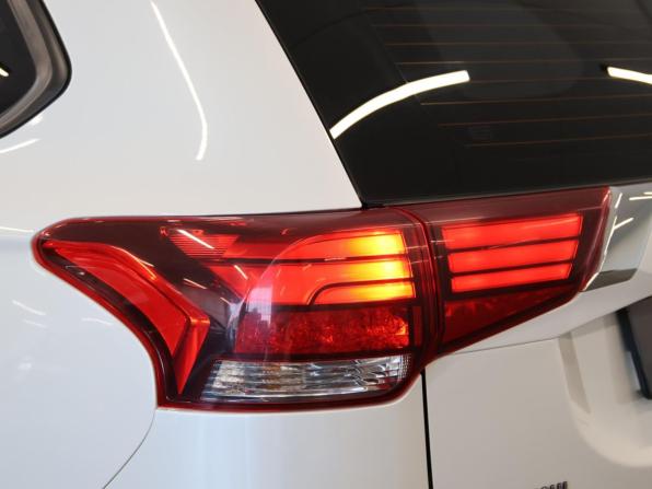Mitsubishi Outlander III Рестайлинг 2 с пробегом 2017 года, цена 1 824 000 рублей, 150859 км, внедорожник, Автокод Объявления