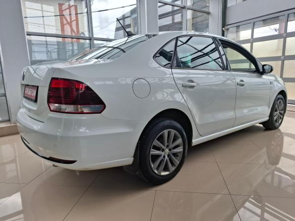 Volkswagen Polo V Рестайлинг с пробегом 2019 года, цена 1 245 000 рублей, 112936 км, седан, Автокод Объявления