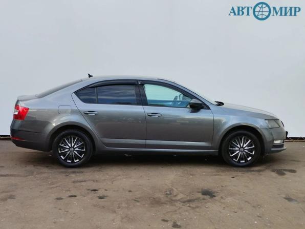 Skoda Octavia III (A7) Рестайлинг с пробегом 2018 года, цена 1 970 000 рублей, 169564 км, лифтбек, Автокод Объявления