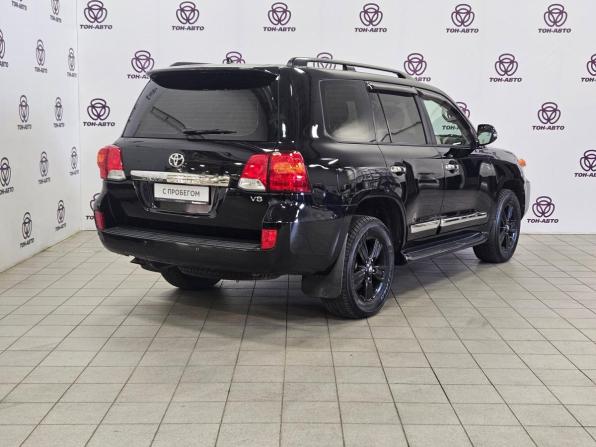 Toyota Land Cruiser 200 Series Рестайлинг 1 с пробегом 2014 года, цена 3 655 000 рублей, 193018 км, внедорожник, Автокод Объявления
