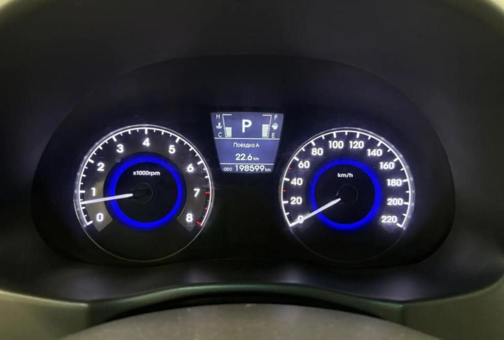 Hyundai Solaris I Астрахань  - изображение 15