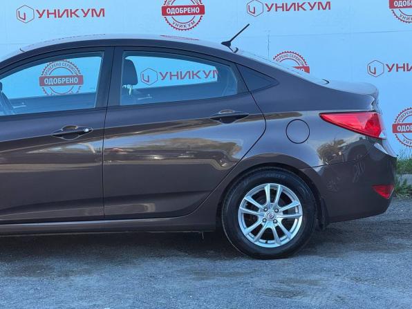 Hyundai Solaris I Рестайлинг с пробегом 2016 года, цена 999 000 рублей, 177429 км, седан, Автокод Объявления