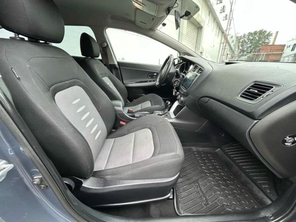 Kia Ceed II с пробегом 2015 года, цена 915 000 рублей, 180410 км, универсал, Автокод Объявления
