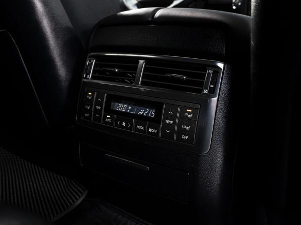 Lexus LX III с пробегом 2011 года, цена 3 999 000 рублей, 296001 км, внедорожник, Автокод Объявления