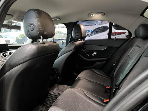 Mercedes-Benz C-Класс IV (W205) Рестайлинг с пробегом 2019 года, цена 2 150 000 рублей, 165824 км, седан, Автокод Объявления