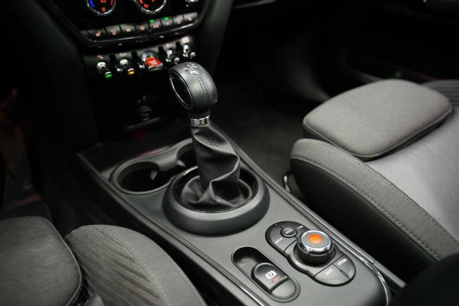 Mini Countryman II с пробегом 2019 года, цена 2 995 000 рублей, 76900 км, внедорожник, Автокод Объявления