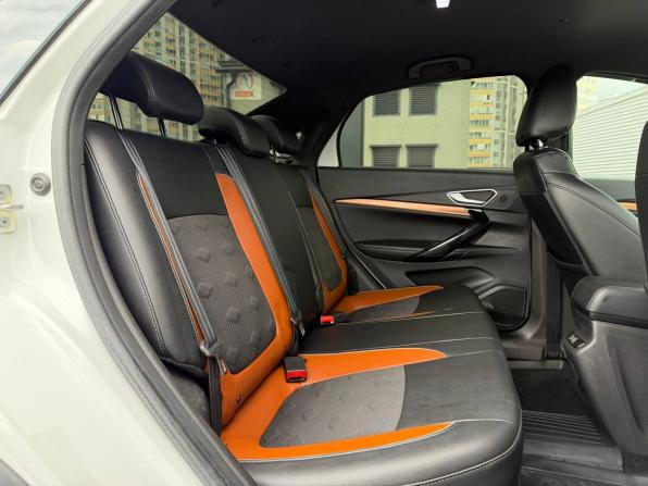Lada (ВАЗ) Vesta I Рестайлинг (NG) с пробегом 2023 года, цена 1 215 000 рублей, 44700 км, седан, Автокод Объявления