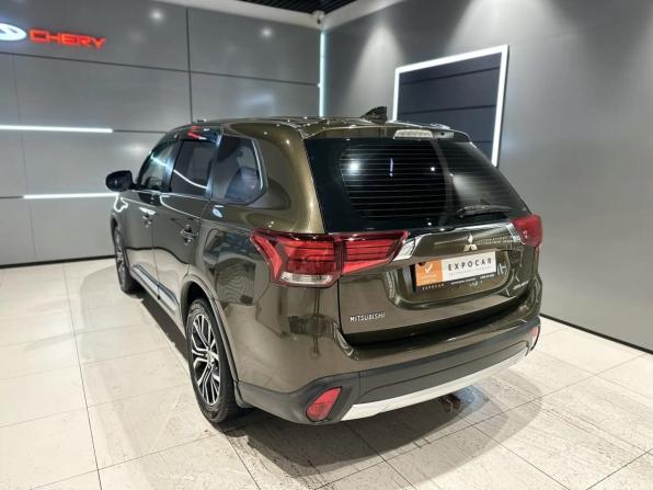 Mitsubishi Outlander III Рестайлинг 2 с пробегом 2018 года, цена 1 685 000 рублей, 162000 км, внедорожник, Автокод Объявления
