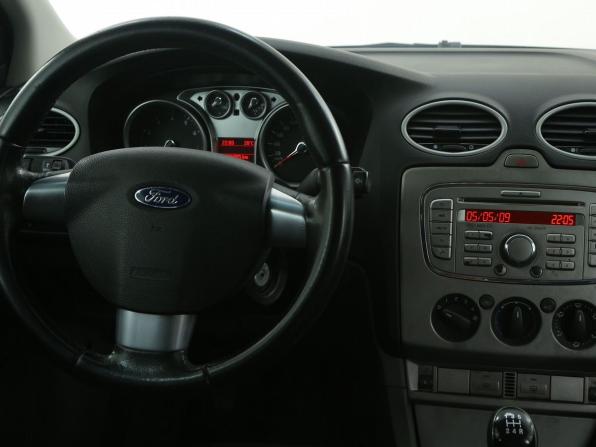 Ford Focus II Рестайлинг с пробегом 2009 года, цена 325 000 рублей, 205800 км, хэтчбек, Автокод Объявления