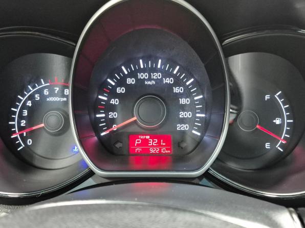 Kia Rio III Рестайлинг с пробегом 2016 года, цена 1 161 000 рублей, 92000 км, седан, Автокод Объявления