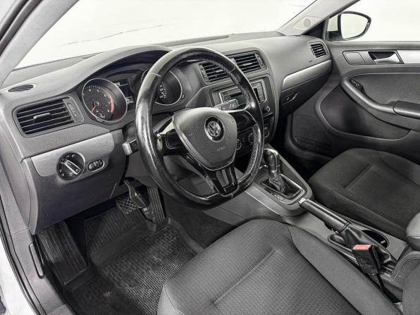 Volkswagen Jetta VI Рестайлинг с пробегом 2016 года, цена 996 000 рублей, 175367 км, седан, Автокод Объявления