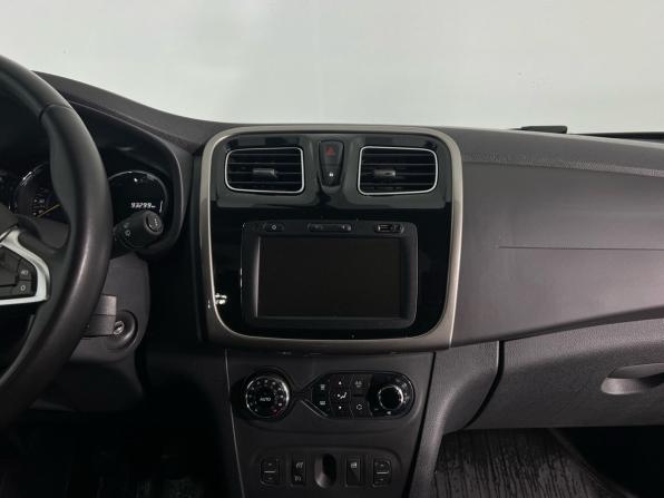 Renault Sandero II Рестайлинг с пробегом 2020 года, цена 1 175 000 рублей, 93113 км, хэтчбек, Автокод Объявления
