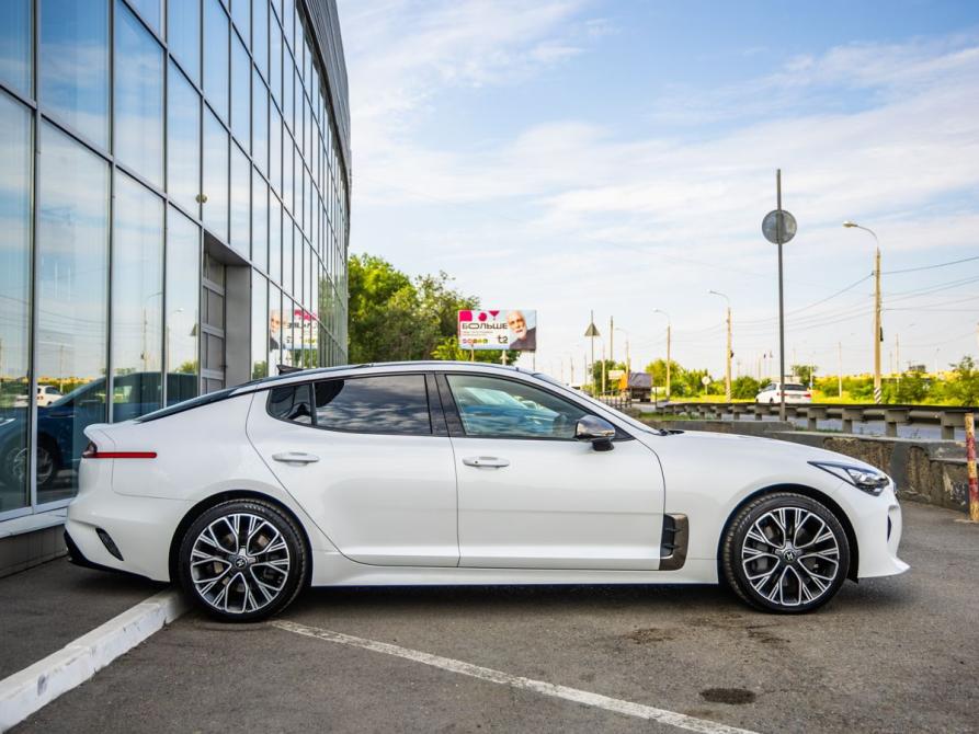 Kia Stinger I Волгоград  - изображение 8