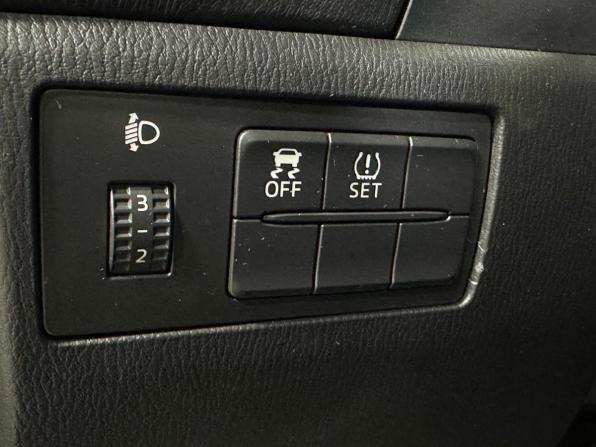 Mazda 3 III (BM) с пробегом 2014 года, цена 1 199 000 рублей, 126682 км, седан, Автокод Объявления
