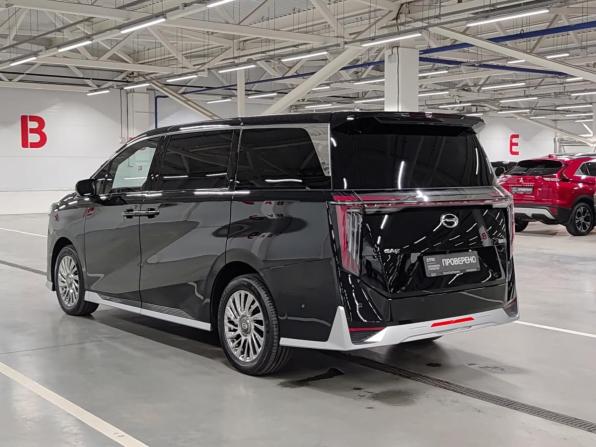 GAC M8 с пробегом 2026 года, цена 5 800 000 рублей, 3501 км, минивэн, Автокод Объявления