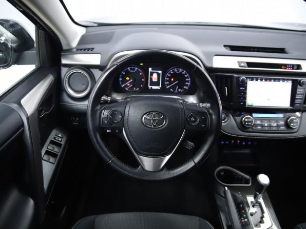 Toyota RAV4 IV (XA40) Рестайлинг с пробегом 2017 года, цена 2 690 000 рублей, 129814 км, внедорожник, Автокод Объявления