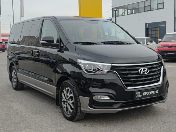 Hyundai H-1 II Рестайлинг 2 с пробегом 2021 года, цена 3 240 000 рублей, 33908 км, минивэн, Автокод Объявления