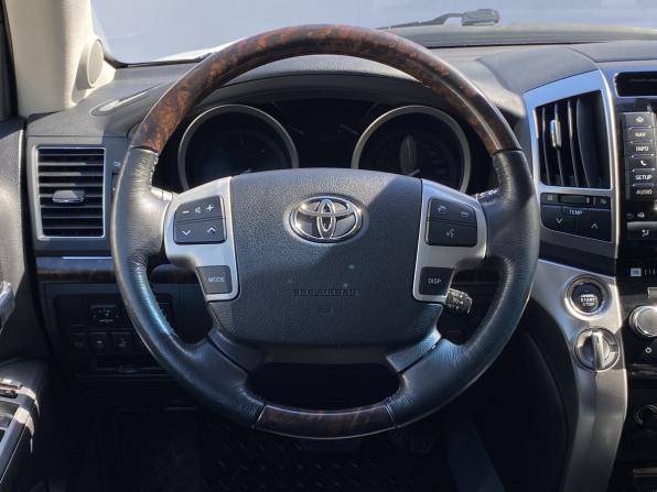 Toyota Land Cruiser 200 Series Рестайлинг 1 с пробегом 2014 года, цена 4 440 000 рублей, 157411 км, внедорожник, Автокод Объявления