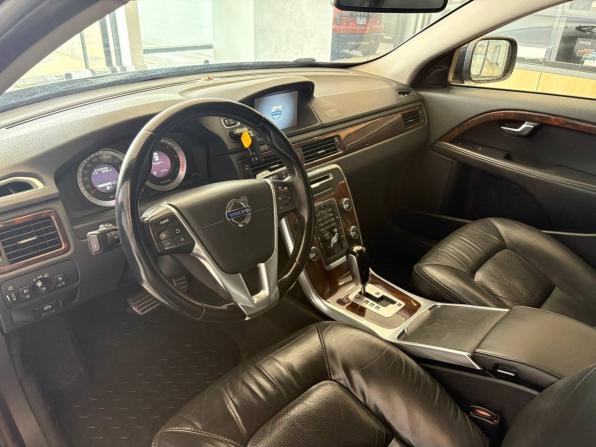 Volvo XC70 II с пробегом 2011 года, цена 1 211 500 рублей, 233983 км, универсал, Автокод Объявления