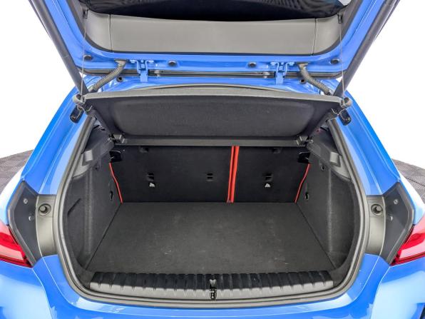 BMW 1 серии III (F40) с пробегом 2019 года, цена 3 150 000 рублей, 107221 км, хэтчбек, Автокод Объявления