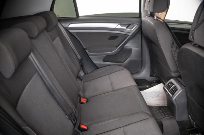 Volkswagen Golf VII с пробегом 2013 года, цена 929 000 рублей, 204125 км, хэтчбек, Автокод Объявления