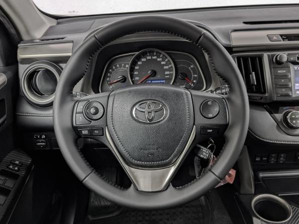 Toyota RAV4 IV (XA40) с пробегом 2014 года, цена 1 875 000 рублей, 99172 км, внедорожник, Автокод Объявления