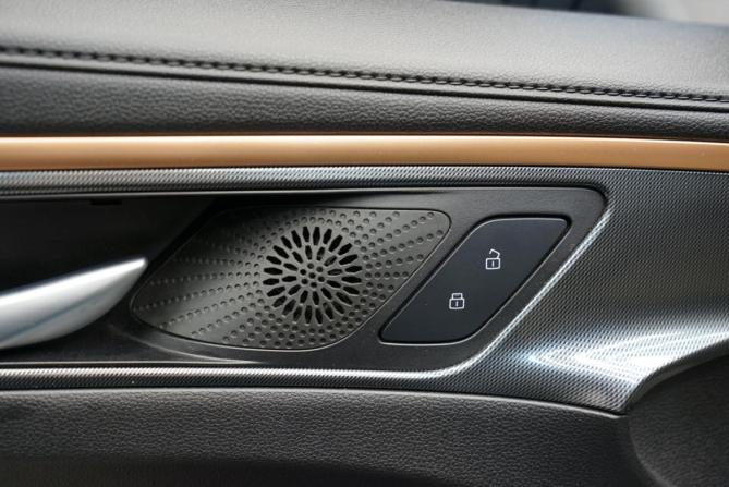 Haval Jolion I Рестайлинг с пробегом 2023 года, цена 2 045 000 рублей, 39000 км, внедорожник, Автокод Объявления