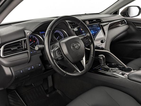 Toyota Camry VIII (XV70) с пробегом 2019 года, цена 2 690 000 рублей, 95193 км, седан, Автокод Объявления