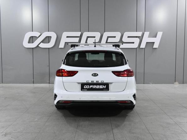 Kia Ceed III с пробегом 2019 года, цена 1 399 000 рублей, 137046 км, универсал, Автокод Объявления