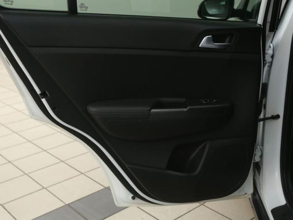 Kia Sportage IV Рестайлинг с пробегом 2021 года, цена 2 755 000 рублей, 118500 км, внедорожник, Автокод Объявления